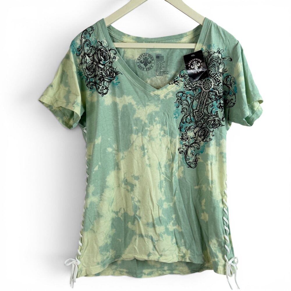 Affliction Women's Graphic Chandler T-Shirt Short Sleeve Large Y2K NEW - Picture 1 of 7